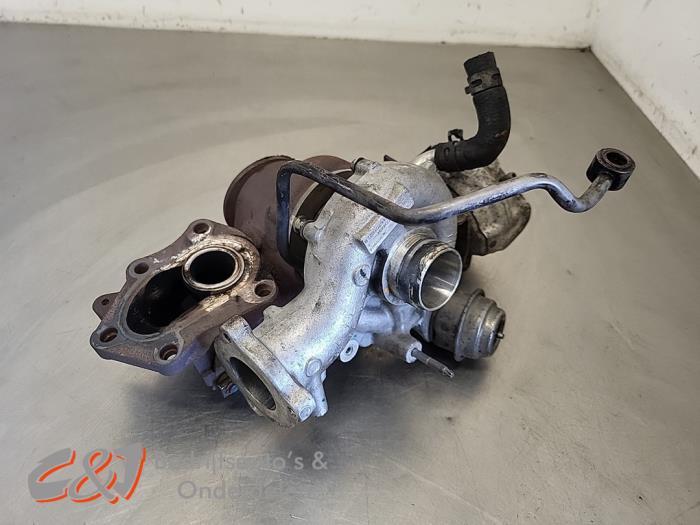 Turbo van een Opel Vivaro, Auto-onderdelen, Motor en Toebehoren, Gebruikt, -, -, Opel