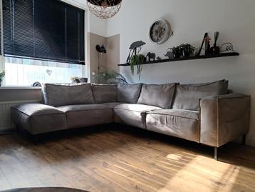 WIE WIL GRAAG DEZE STOERE HACO  HOEK/LOUNGEBANK IN HUIS? beschikbaar voor biedingen
