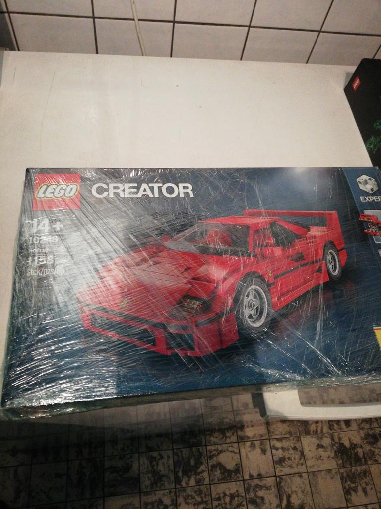 Lego 10248 Ferrari F40, Kinderen en Baby's, Speelgoed | Duplo en Lego, Ophalen of Verzenden, Nieuw, Complete set, Lego