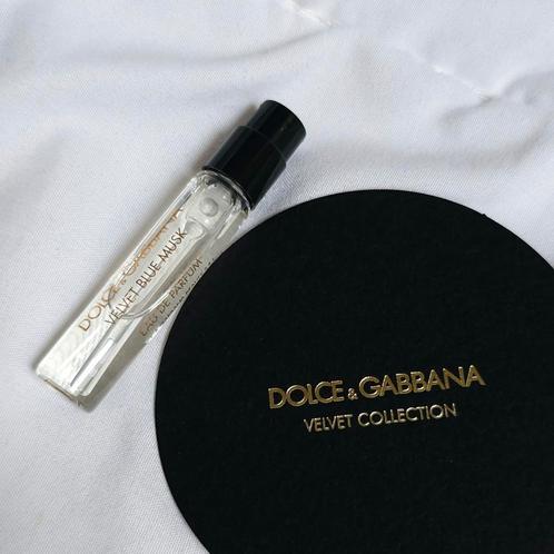 NU €7 ‼️ Dolce & Gabbana Velvet Blue Musk niche parfum, Sieraden, Tassen en Uiterlijk, Uiterlijk | Parfum, Ophalen of Verzenden