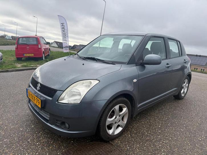 Suzuki Swift 1.3 GLS Airco Verwarmbare stoelen Velg 2e Eigen, Auto's, Suzuki, Bedrijf, Te koop, Swift, ABS, Airbags, Airconditioning
