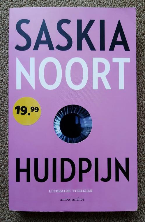 Boek van Saskia Noort: Huidpijn.Spannende thriller., Boeken, Thrillers, Gelezen, Nederland, Ophalen of Verzenden