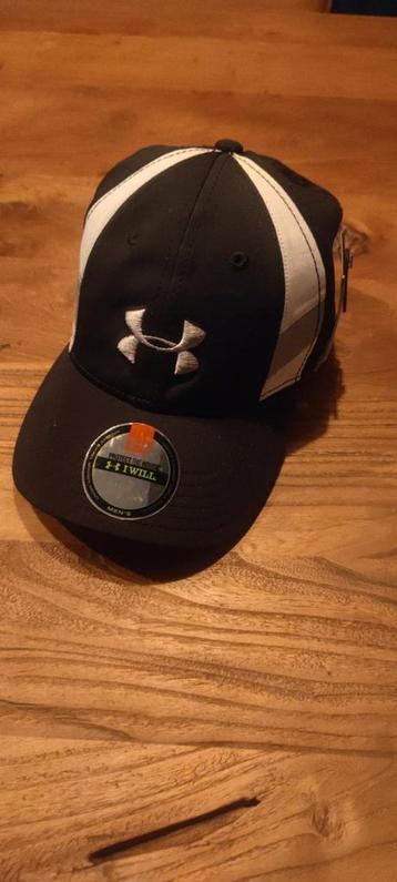 Under armour cap beschikbaar voor biedingen