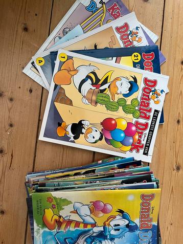 Stapel Donald Duck Stripboeken - Jaar 2025 beschikbaar voor biedingen