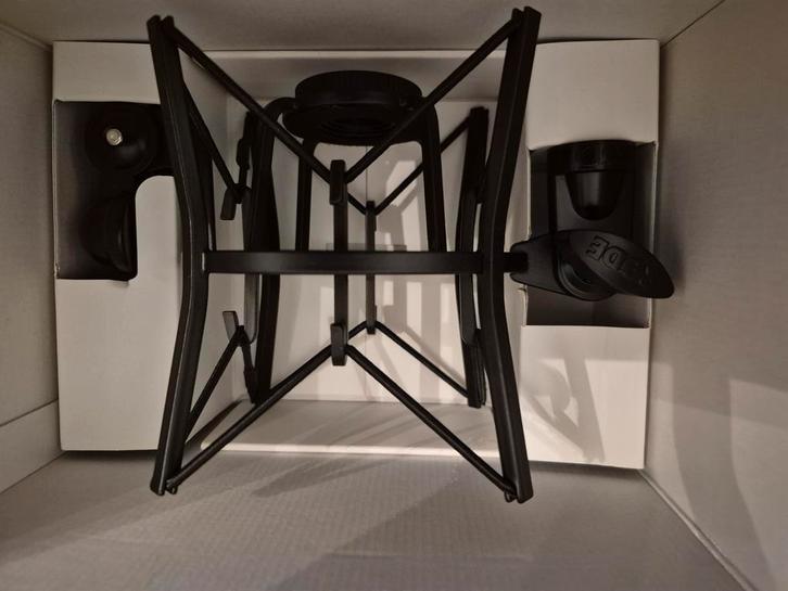 R
DE SM6 Shock Mount ZONDER Pop Filter - Nieuw in Doos, Muziek en Instrumenten, Microfoons, Nieuw, Studiomicrofoon, Ophalen