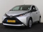 Toyota Aygo 1.0 VVT-i x-fun I Airco I 5 Deurs I Zuinig I Cen, 12 maanden, Stof, Gebruikt, 4 stoelen