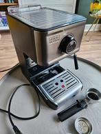 BLACK+DECKER Espresso koffiemachine - BXCO1200E, 2 tot 4 kopjes, Afneembaar waterreservoir, Zo goed als nieuw, Espresso apparaat