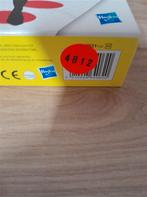 twister nieuwe editie - s4812, Hobby en Vrije tijd, Gezelschapsspellen | Bordspellen, Ophalen of Verzenden, Zo goed als nieuw