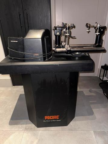 Pacific bespanmachine (tennis) beschikbaar voor biedingen