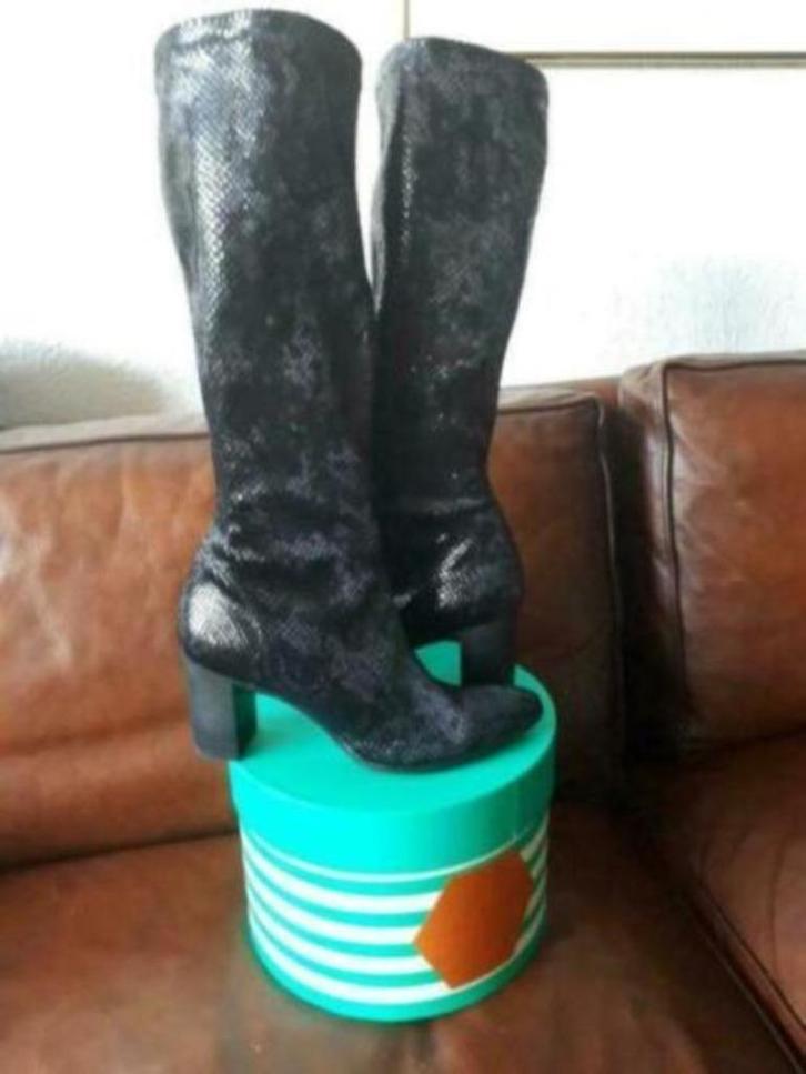 Prachtige stretchlaarzen, Bijenkorf ,maat 41, Kleding | Dames, Schoenen, Zo goed als nieuw, Hoge laarzen, Zwart, Ophalen of Verzenden