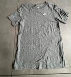 Grijze nike shirt, Jongen of Meisje, Nikr, Ophalen of Verzenden, Zo goed als nieuw