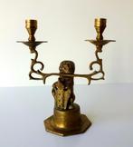 Bronzen kandelaar met zittende leeuw en Andreaskruis 2563-b, Antiek en Kunst, Antiek | Koper en Brons, Ophalen of Verzenden, Brons