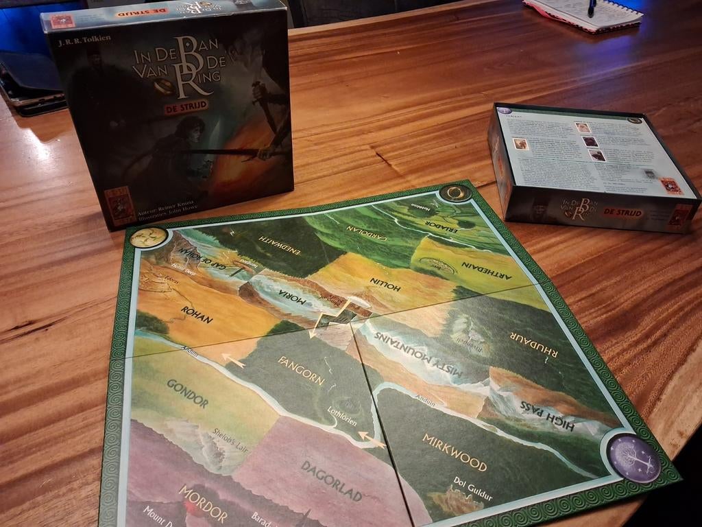 In de Ban van de Ring: De Strijd - Bordspel, Hobby en Vrije tijd, Een of twee spelers, Ophalen of Verzenden, Zo goed als nieuw