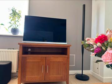 Tv meubel 95cm x 51cm (lxb), kersenhout blank gelakt  beschikbaar voor biedingen
