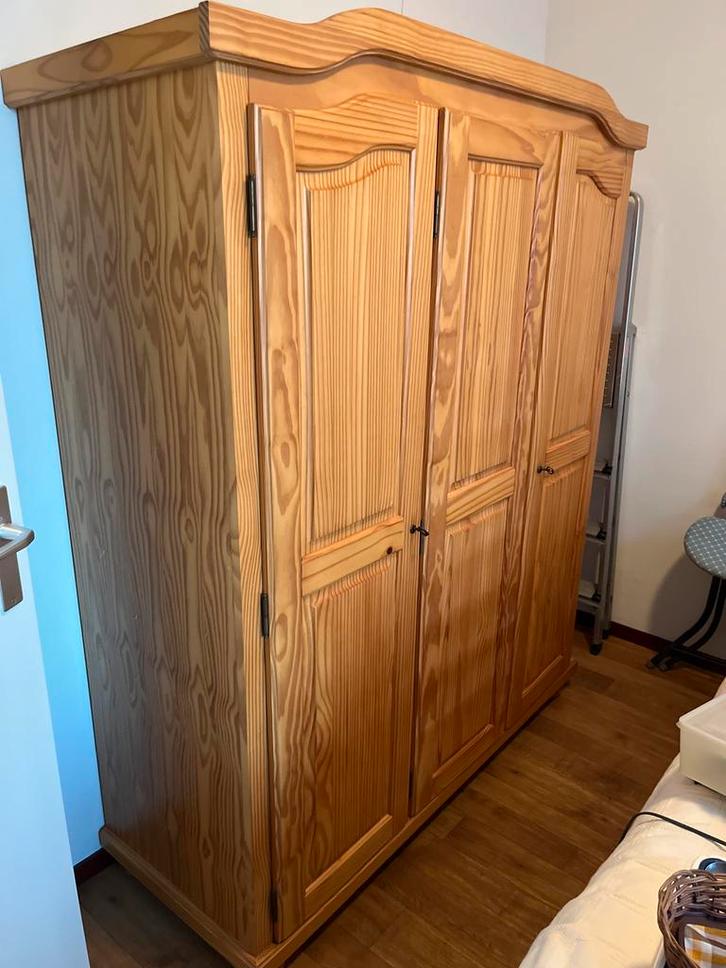 Grenen Kast - 180x138, Huis en Inrichting, Kasten | Overige, Gebruikt, Ophalen