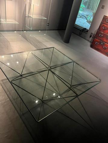 Originele Alanda Salontafel van Paolo Piva voor B&B Italia beschikbaar voor biedingen