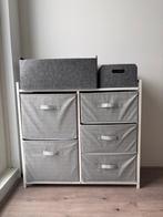 Cabinet and IKEA fabric storage boxes, Ophalen