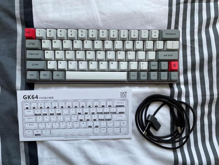 GK64 Toetsenbord, Computers en Software, Toetsenborden, Zo goed als nieuw, Qwerty, Bedraad, Ergonomisch, Gaming toetsenbord, Multimediatoetsen