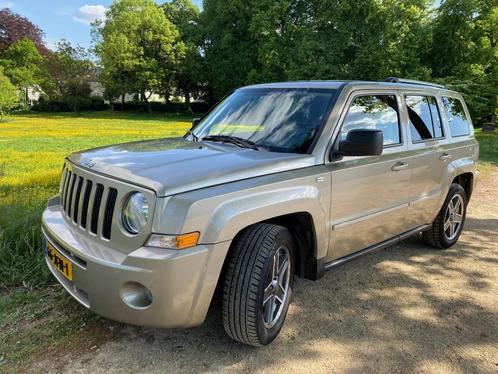 Jeep Patriot Liberty 2.4 CVT 2009 Bruin, Auto's, Jeep, Particulier, Patriot, 4x4, ABS, Airbags, Airconditioning, Alarm, Centrale vergrendeling