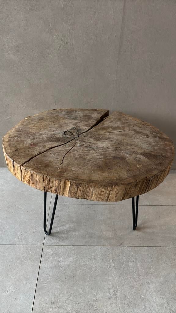 Unieke masieve eiken bijzettafel, Ophalen, 50 tot 100 cm, Rond, Zo goed als nieuw