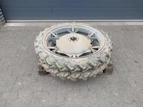 Cultuurwielen 7.00 R36 Massey Ferguson 135, Zakelijke goederen, Agrarisch | Onderdelen | Banden, Velgen en Assen
