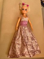 Vintage retro Barbie Fleur barbiepop barbiekleding galajurk, Verzamelen, Fashion Doll, Gebruikt, Ophalen of Verzenden