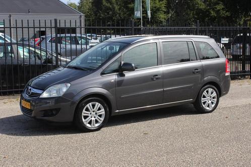 Opel Zafira 1.8 Cosmo, Airco/ECC! Opel Zafira 1.8 Cosmo, Auto's, Opel, Te koop, Zafira, ABS, Airbags, Airconditioning, Alarm, Bluetooth