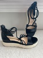 Sandalen Tamaris 40, vallen ruimer, Tamaris, Zwart, Zo goed als nieuw, Sandalen of Muiltjes