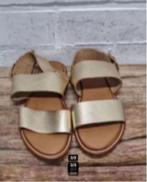 Inuovo - Prachtige gouden leren sandalen maat 36 - Nieuw, Kleding | Dames, Schoenen, Inuovo, Nieuw, X, Sandalen of Muiltjes