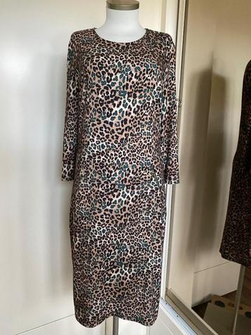 winterjurk Angelle Milan L 42/44 creme/zwart/groen beschikbaar voor biedingen