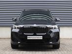 BMW iX1 eDrive20 | M Sportpakket Pro | Premium Pack | Camera, Auto's, Stof, Metallic lak, Met garantie (alle), Zwart
