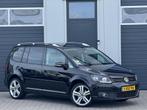 Volkswagen Touran 1.6 TDI Highline DSG 7Pers / Style / Pano, Euro 5, Stof, Gebruikt, Zwart