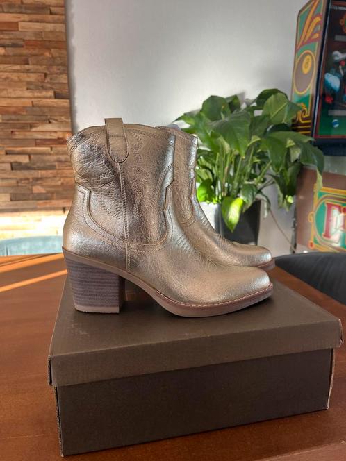 Cowboylaars met hakje Nieuw maat 39, Kleding | Dames, Schoenen, Nieuw, Lage of Enkellaarzen, Overige kleuren, Ophalen of Verzenden