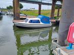 Zeer nette kajuitboot met trailer, Watersport en Boten, Ophalen, 10 tot 30 pk, Zo goed als nieuw, 3 tot 6 meter