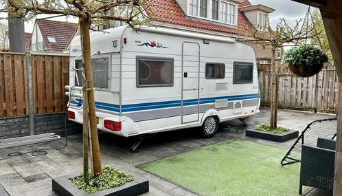 Hobby 450 UF de luxe Caravan, Caravans en Kamperen, Caravans, Particulier, tot en met 4, 750 - 1000 kg, Rondzit, Hobby, Dwarsbed