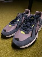 Adidas Torsion Sneakers - Maat 38 valt groot, Ophalen, Zo goed als nieuw, Overige kleuren, Sneakers of Gympen