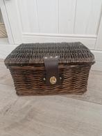 Mandje, Mand, Ophalen of Verzenden, Zo goed als nieuw, Riet