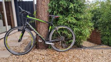 Scott hybride fiets beschikbaar voor biedingen