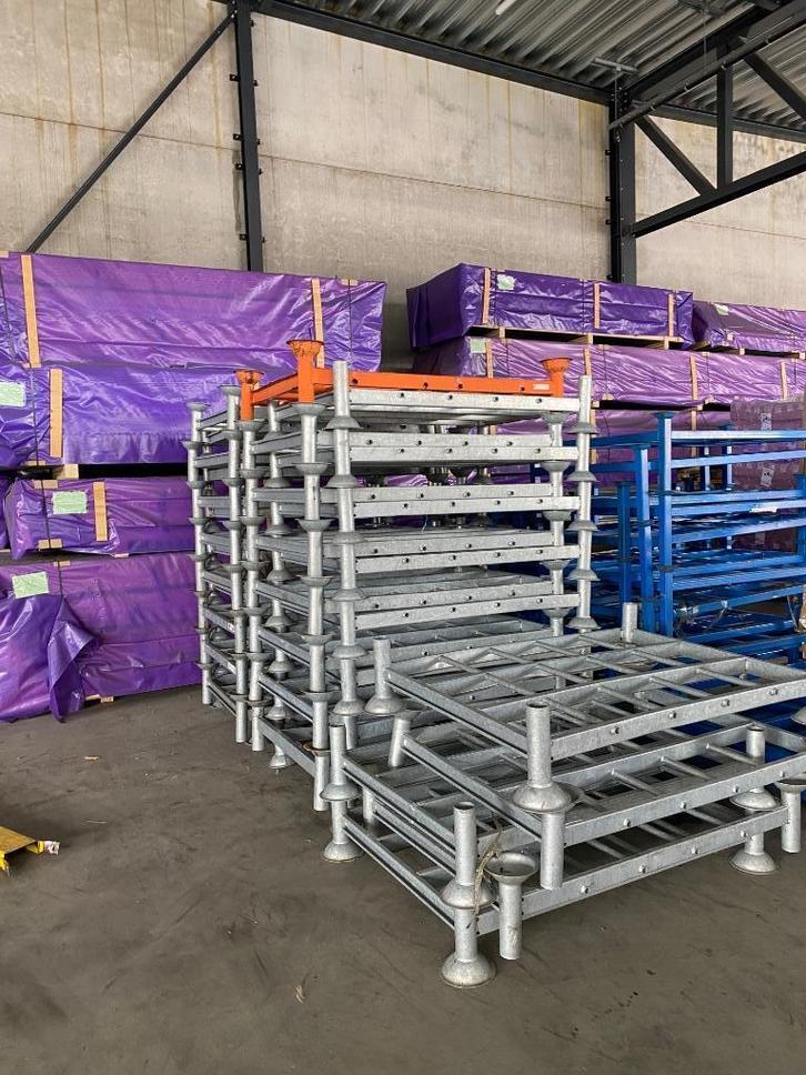 Gebruikte Stapelrekken Stapelracks Manuracks + rongen, Doe-het-zelf en Verbouw, Kratten en Dozen, Gebruikt, Overige typen, 100 cm of meer