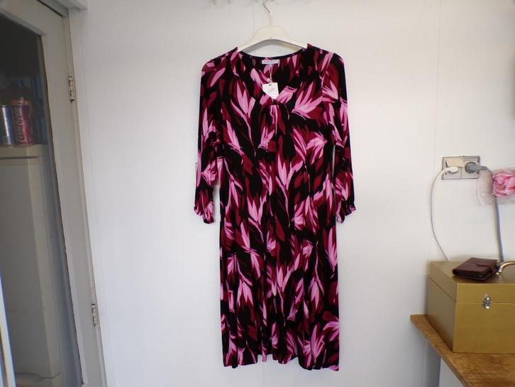 Zwart/roze/bordeaux tricot jurk Zhenzi S - 42/44 nieuw!, Kleding | Dames, Grote Maten, Nieuw, Jurk, Overige kleuren, Ophalen of Verzenden