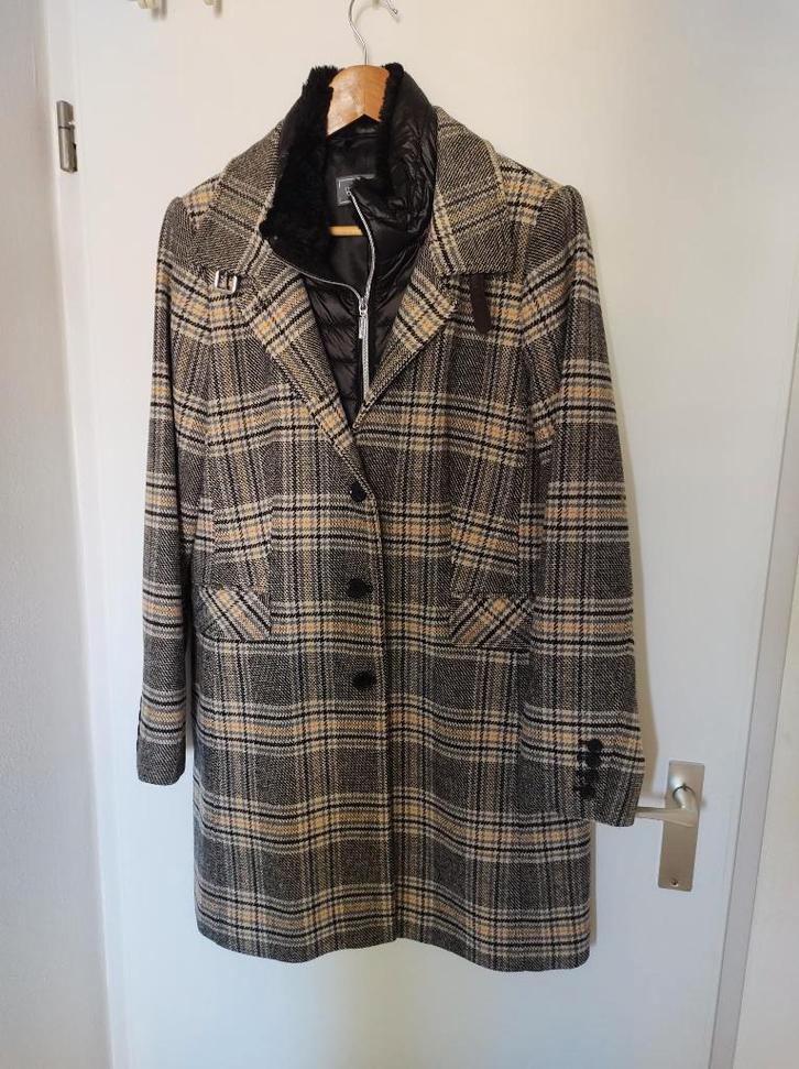 dames winterjas -White Label- maat 40, Kleding | Dames, Jassen | Winter, Zo goed als nieuw, Maat 38/40 (M), Overige kleuren, Ophalen of Verzenden