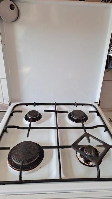 Gasfornuis merk Benraad met gasslang(1,5m). beschikbaar voor biedingen