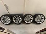 19 Inch Tesla Model 3 Performance velgen met winterbanden, Auto-onderdelen, Banden en Velgen, Banden en Velgen, Winterbanden, 235 mm