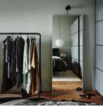 IKEA Hovet Spiegel - Grote Passpiegel, Huis en Inrichting, Woonaccessoires | Spiegels, Ophalen, Zo goed als nieuw, 75 tot 100 cm