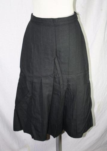 Mooie lange zwarte rok.Mt S beschikbaar voor biedingen