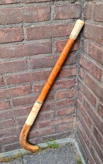 Antieke hockey stick junior hout zeldzaam nostalgisch mooi 