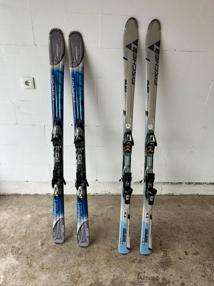Set 1: Atomic (Grijs/Wit), Sport en Fitness, Skiën en Langlaufen, Gebruikt, Ski's, Skiën, Atomic, 160 tot 180 cm, Ophalen