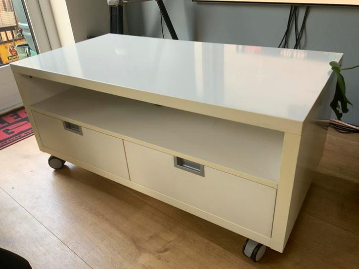 Ikea Basta Jagra TV Meubel , wit, gebruikt., Huis en Inrichting, Kasten | Televisiemeubels, Gebruikt, Minder dan 100 cm, 100 tot 150 cm
