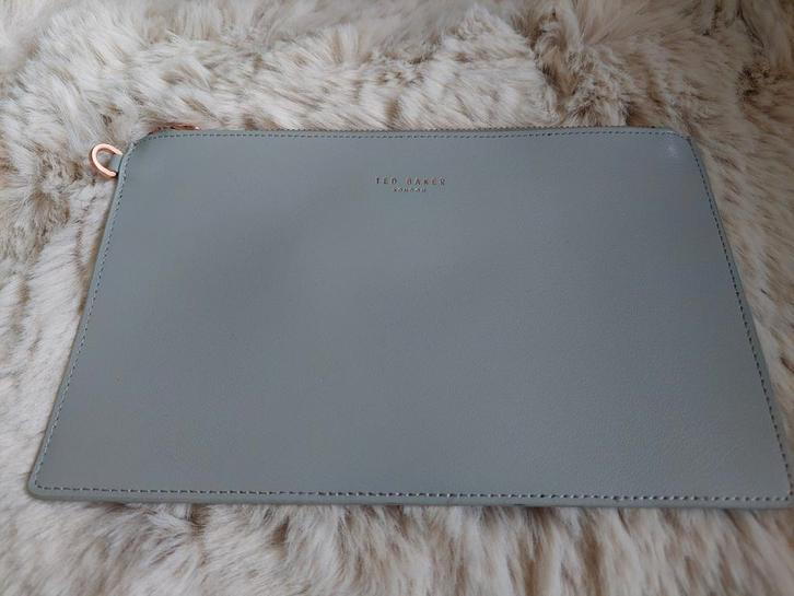 Pochet / mapje Ted Baker, Sieraden, Tassen en Uiterlijk, Tassen | Damestassen, Nieuw, Overige typen, Overige kleuren, Ophalen of Verzenden