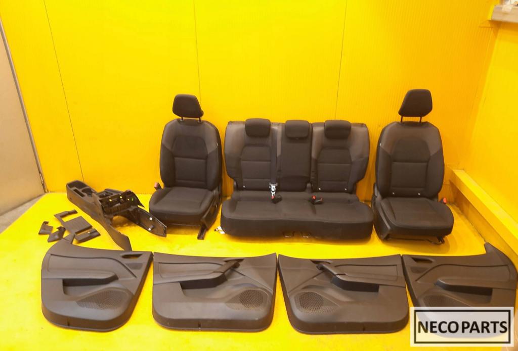 RENAULT CAPTUR II INTERIEUR SET STOELEN ALLES LEVERBAAR!!!, Auto-onderdelen, Interieur en Bekleding, Renault, Gebruikt, Ophalen of Verzenden